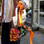 کیف دستی گل فلورانس با طرح برجسته گل رز و رنگ صورتی پاستلی، مناسب ولنتاین و هدیه عاشقانه