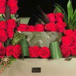 باکس رز قرمز مجموعه فلورانس – طراحی هنری برای گل‌هایتان