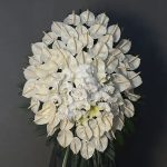 تاج گل سفید مخصوص مجالس ترحیم از گالری فلورانس