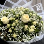 دسته گل سفید فلورانس – هدیه‌ای ساده، شیک و معنادار از فلاورنس پلاس