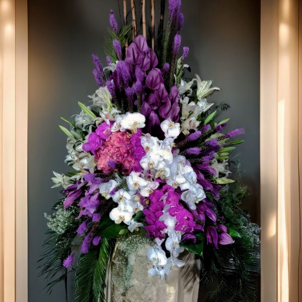 گلدان گل لاکچری بزرگ – طرحی زیبا و چشم‌نواز برای فضاهای لوکس