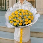 "دسته گل رز زرد هلندی – دسته گل مجلل با رزهای تازه و زیبا از منشاء هلند"