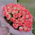دسته گل رز لب صورتی فلورانس مناسب برای ولنتاین، سالگرد و هدیه عاشقانه