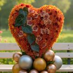 "فریم گل قلبی گالری فلورانس - طراحی رمانتیک و زیبا از گلفروشی فلورانس برای هدیه‌های ویژه و عاشقانه"