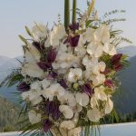 "گلدان گل لوکس فلورانس، انتخاب شیک و لوکس برای هدیه در مراسم خواستگاری با گل‌های زیبا و رنگارنگ"