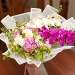 دسته گل فلو هروتانزیا - انتخابی خاص و شیک برای هدیه دادن در مناسبت‌های ویژه