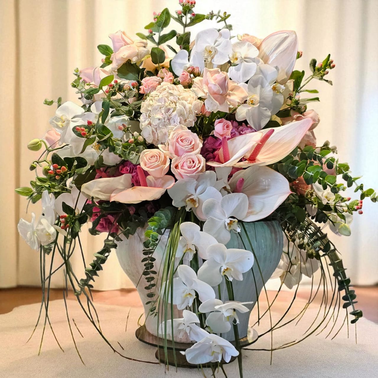 گلدان سفال گرد ترکیبی کد - 6345 گلدان سفال گرد ترکیبی با لعاب رنگی و طراحی سنتی مناسب دکوراسیون داخلی