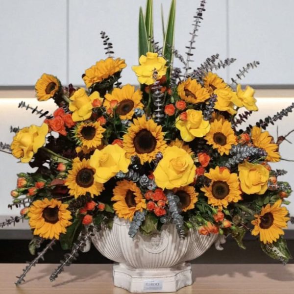 گلدان رزین ورساچه گل زرد دکوراتیو