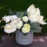 باکس گل تم طوسی و سفید دکوراتیو