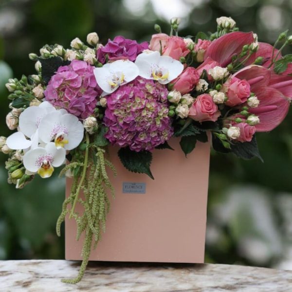 باکس گل مربعی تم صورتی لوکس